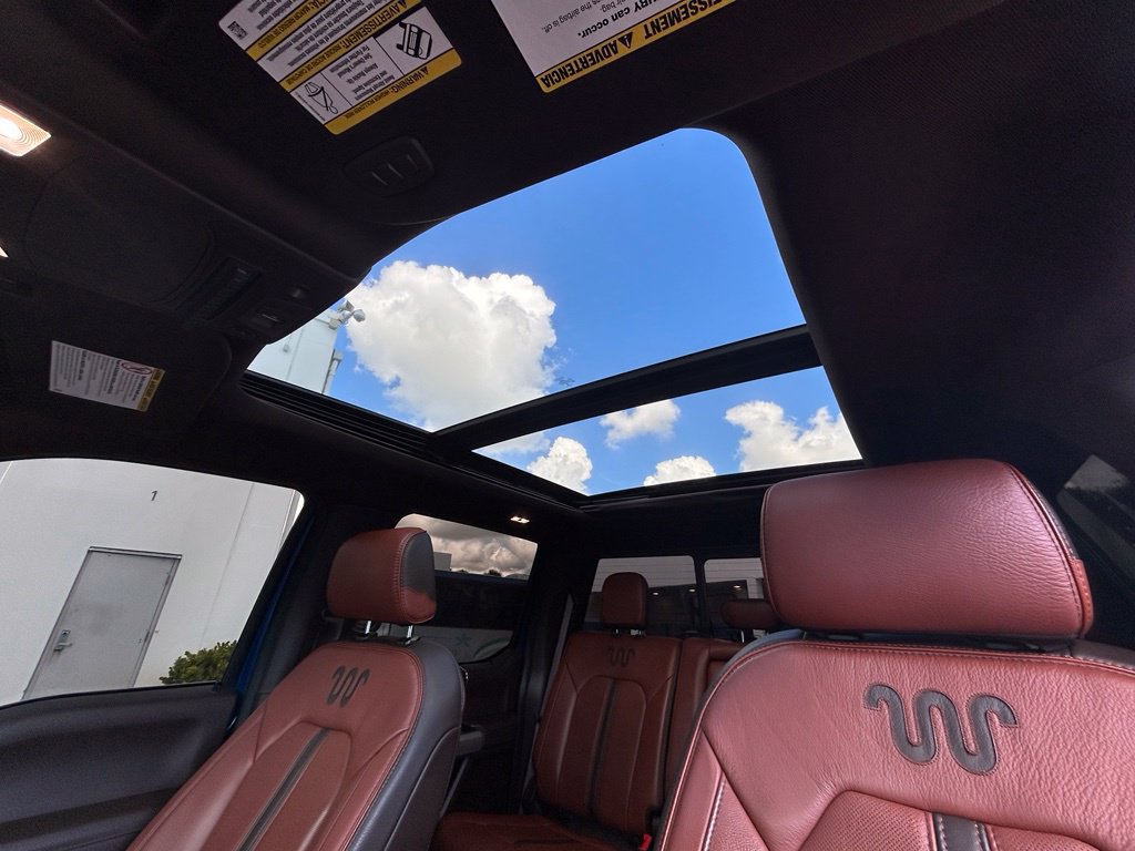 Used 2022 Ford F350 King Ranch w/ King Ranch Ultimate Package AWD/4WD image 12