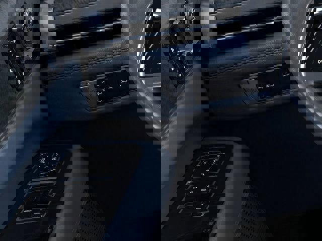 New 2025 Cadillac Escalade IQ Luxury 2 image 22