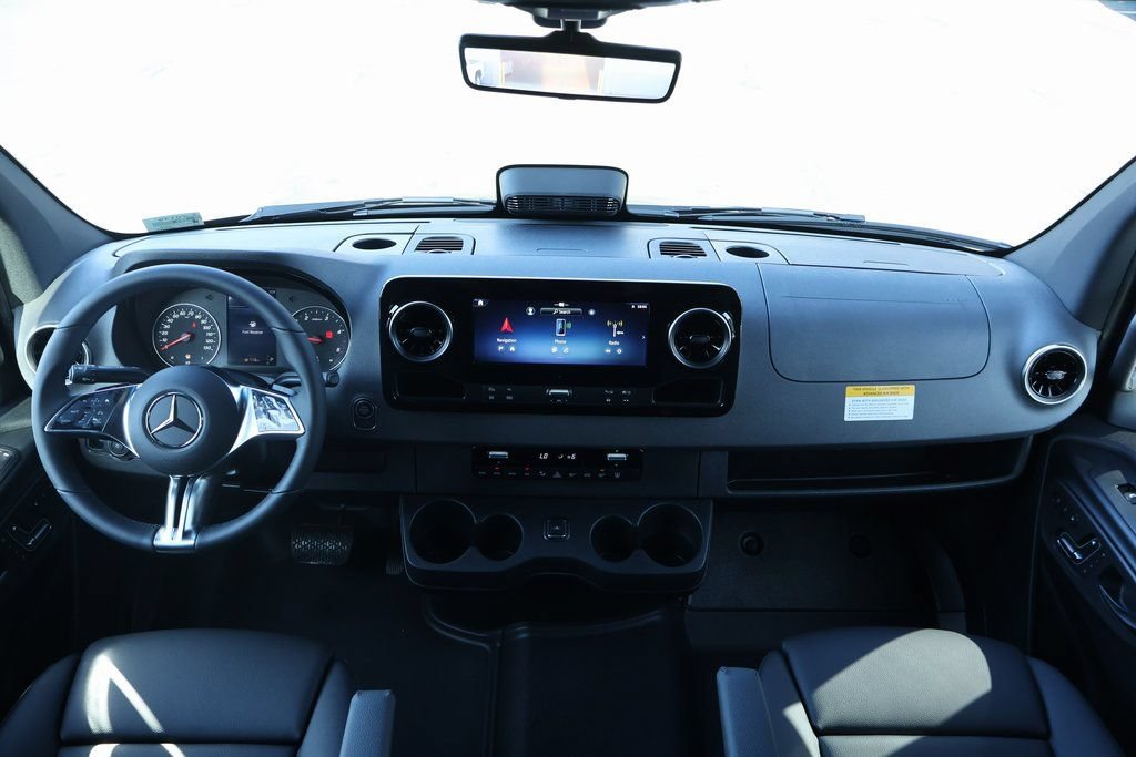 New 2026 Mercedes-Benz Sprinter 2500 image 4