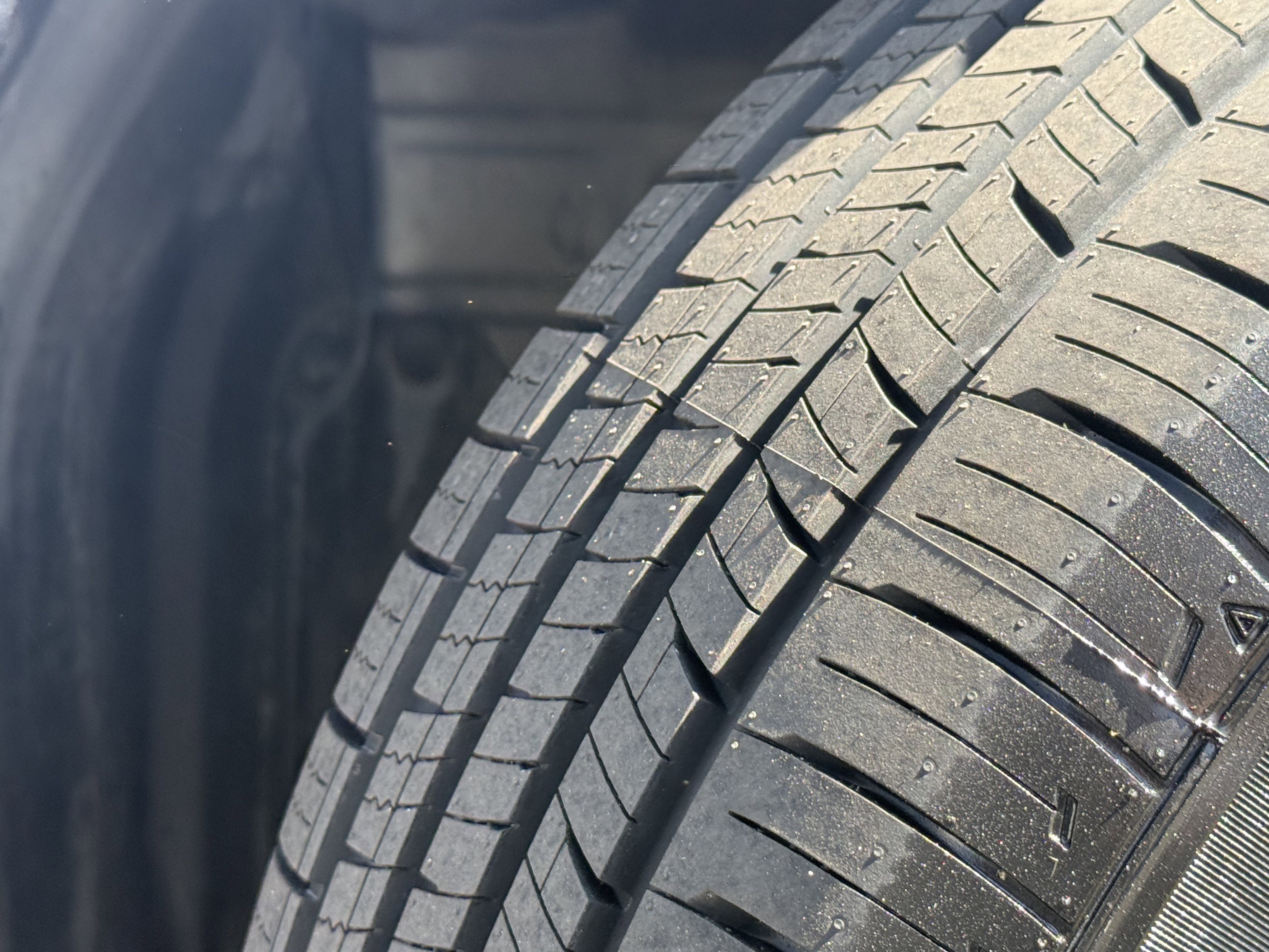 Used 2022 Toyota Prius Prime XLE image 27