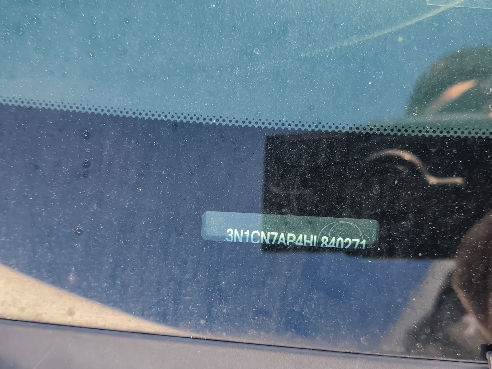 Used 2017 Nissan Versa SV image 2