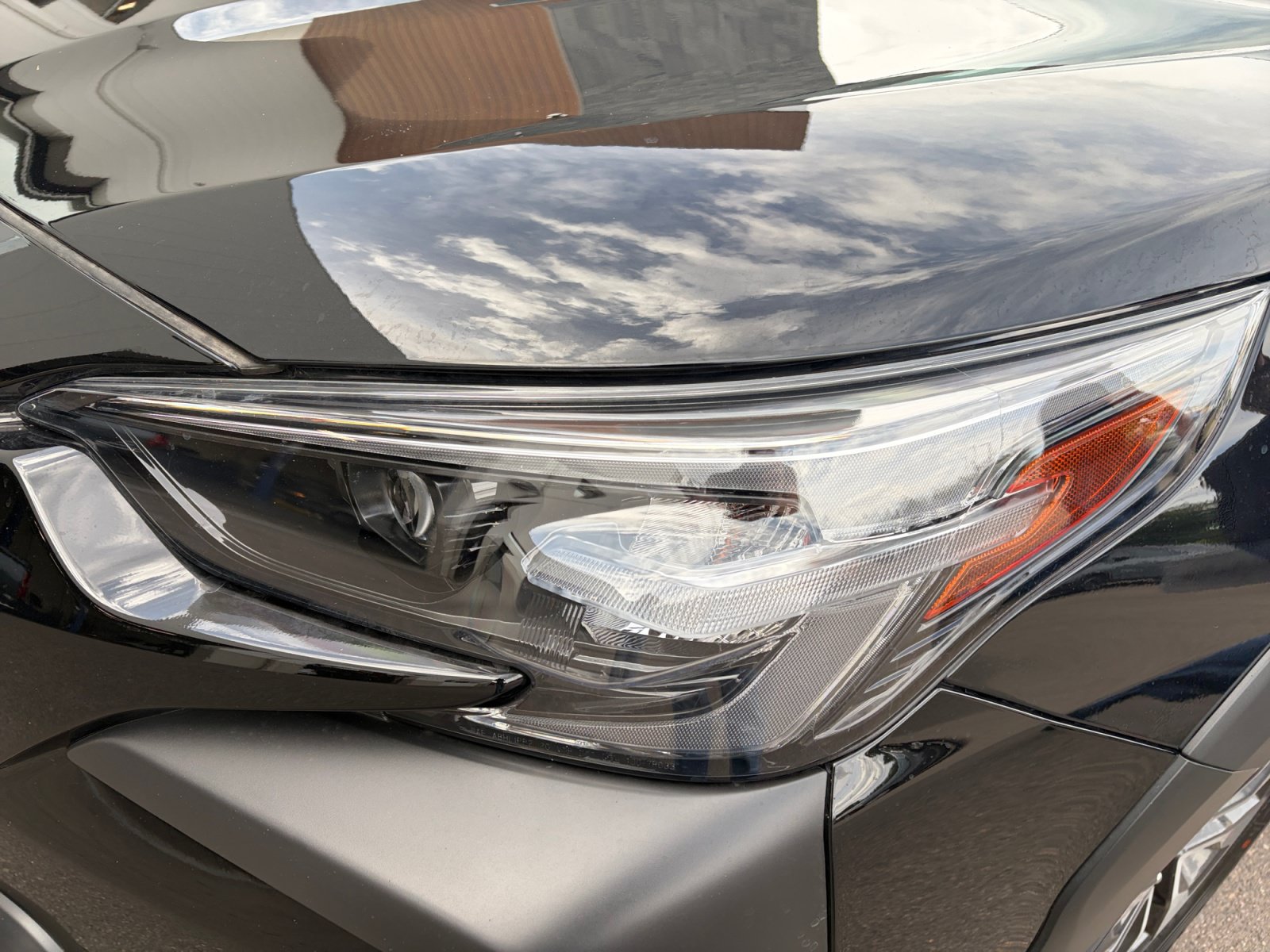 Used 2025 Subaru Outback Limited AWD/4WD image 9