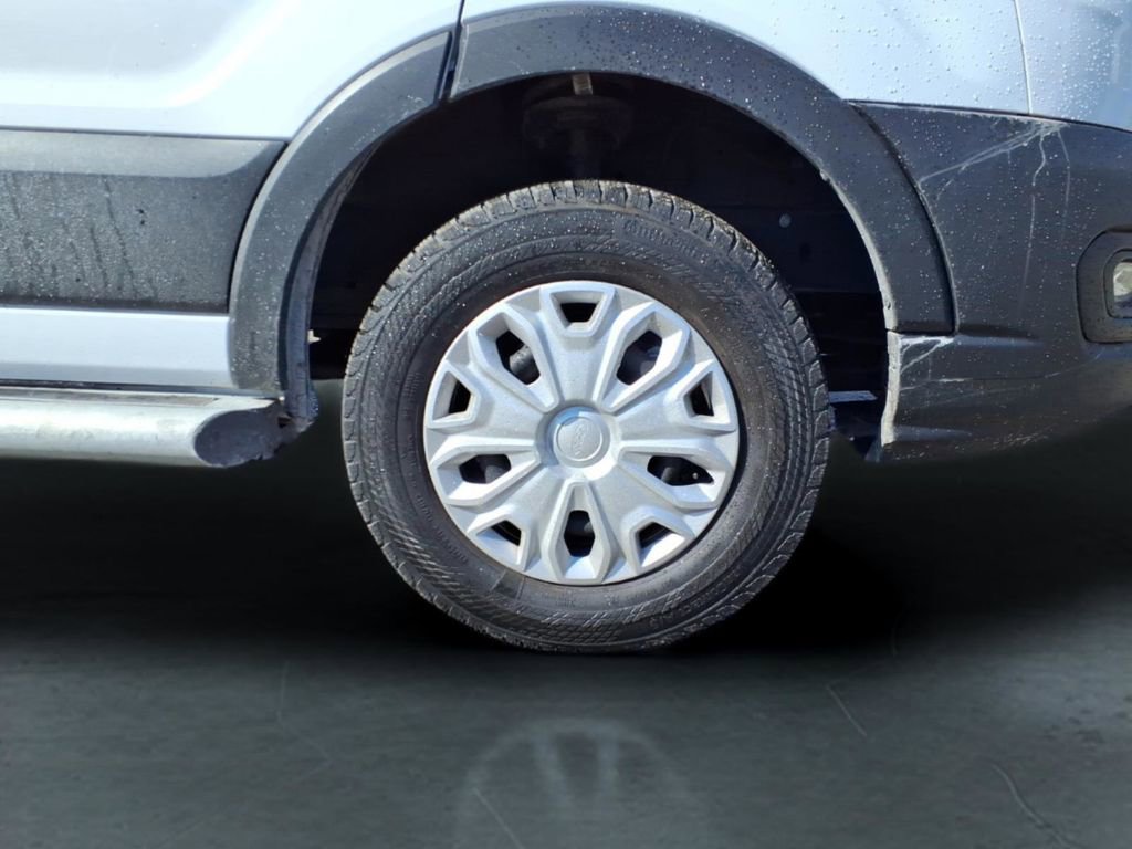 Used 2024 Ford Transit 250 Low Roof w/ Exterior Upgrade Package image 9