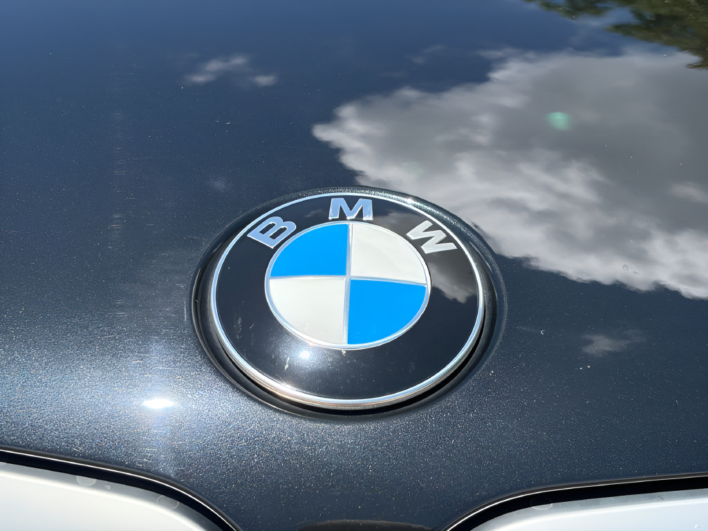 Used 2023 BMW X7 xDrive40i w/ Premium Package AWD/4WD image 33