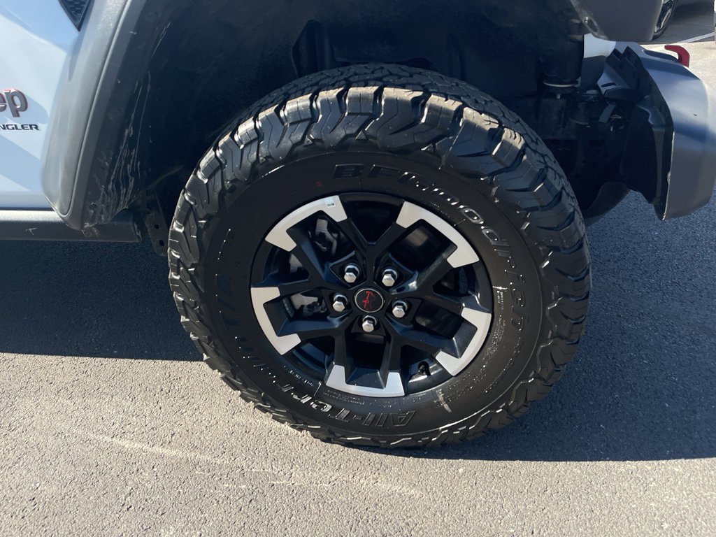 Used 2025 Jeep Wrangler Unlimited Rubicon image 6