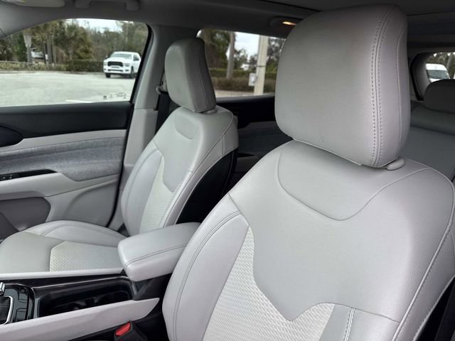 Used 2022 Jeep Compass Latitude w/ Sun and Sound Group image 20