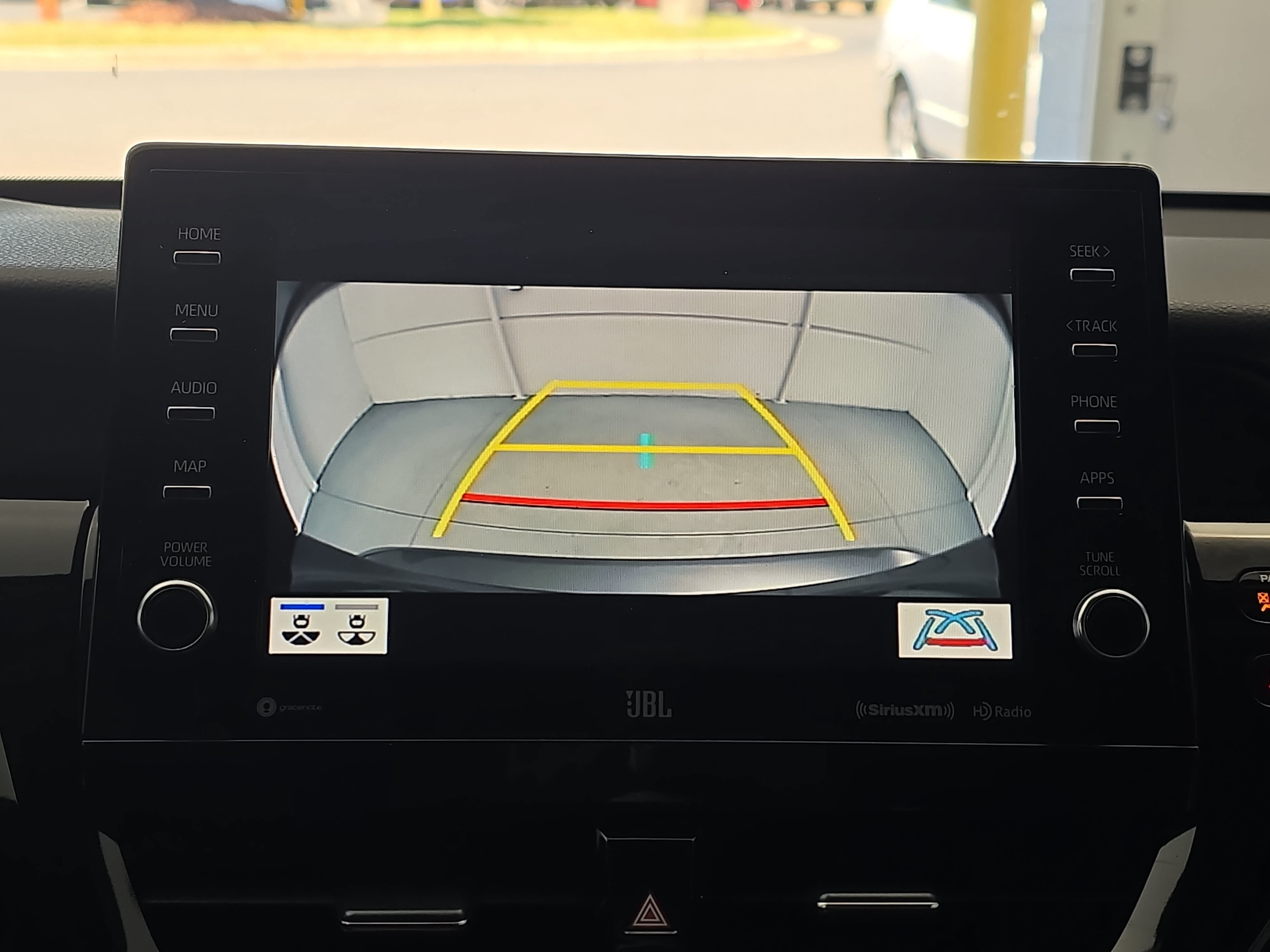 Used 2023 Toyota Camry XLE w/ Navigation Package FWD image 23