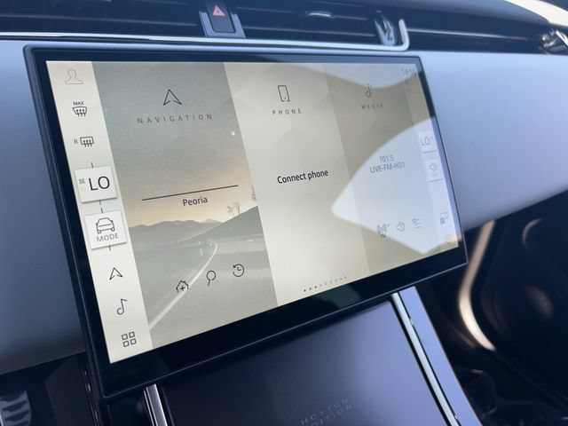 New 2026 Land Rover Range Rover Evoque Hoxton AWD/4WD image 7