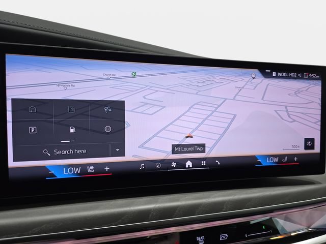 Certified 2026 BMW 740i xDrive AWD/4WD image 21