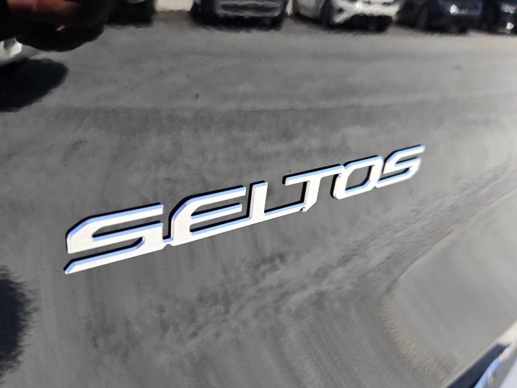 New 2027 Kia Seltos EX FWD image 5