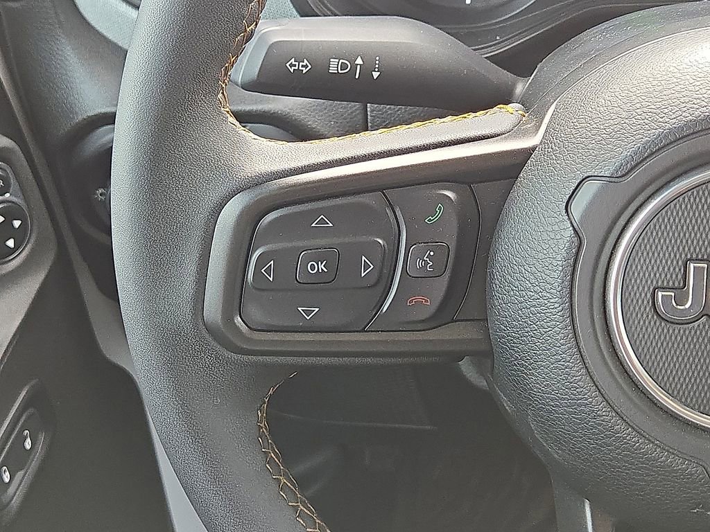 Used 2024 Jeep Wrangler Unlimited image 19