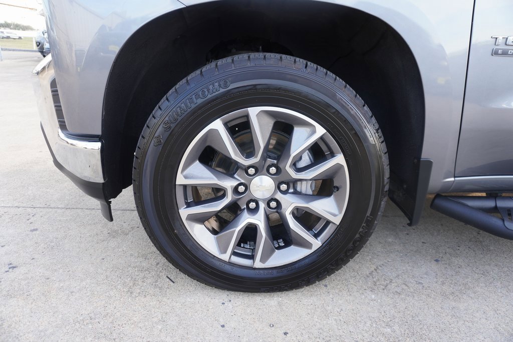 Used 2019 Chevrolet Silverado 1500 LT w/ Texas Edition image 27