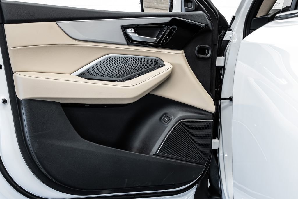 New 2026 Acura MDX SH-AWD image 18