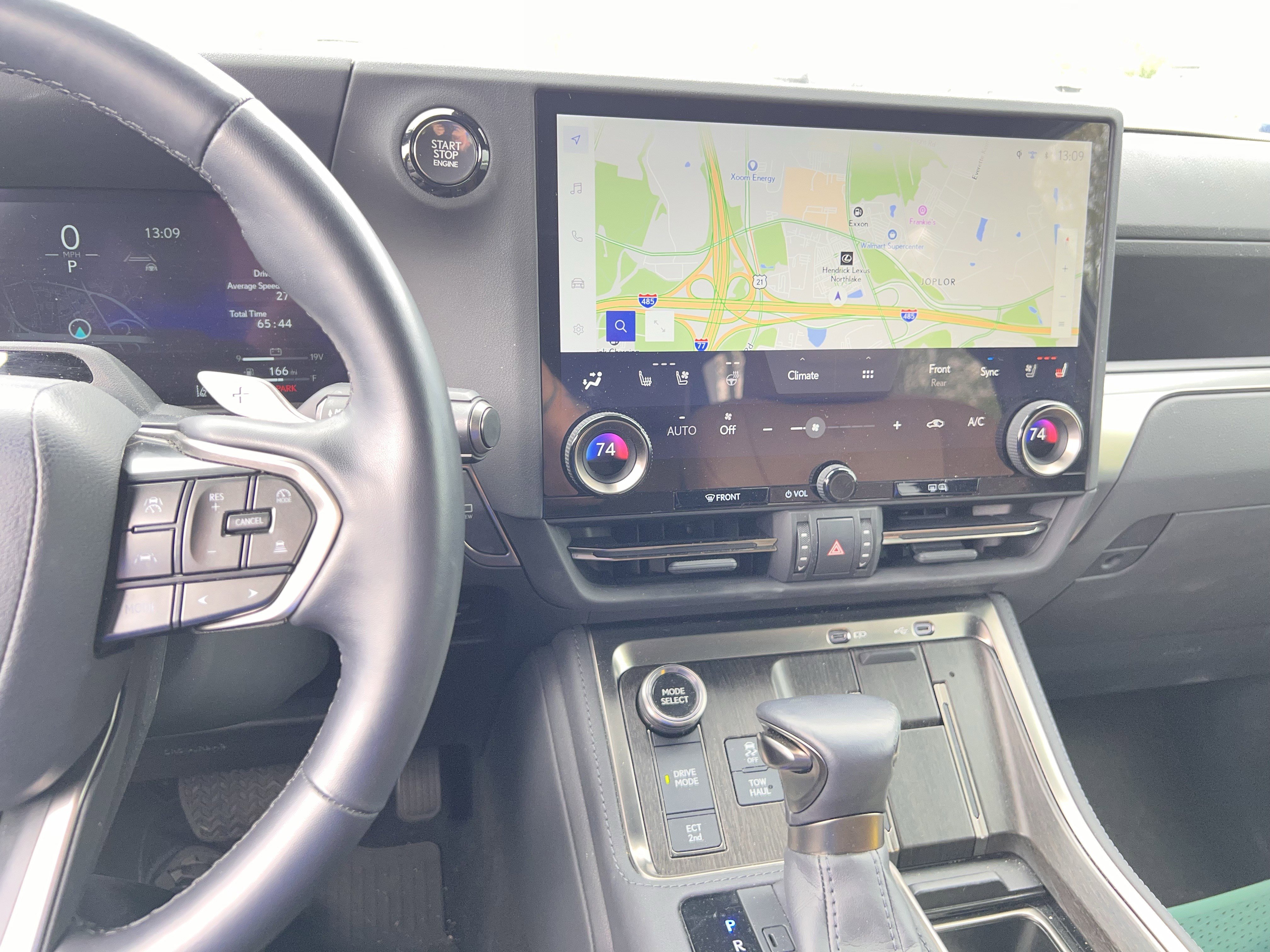 Used 2024 Lexus GX 550 w/ Cold Area Package image 31