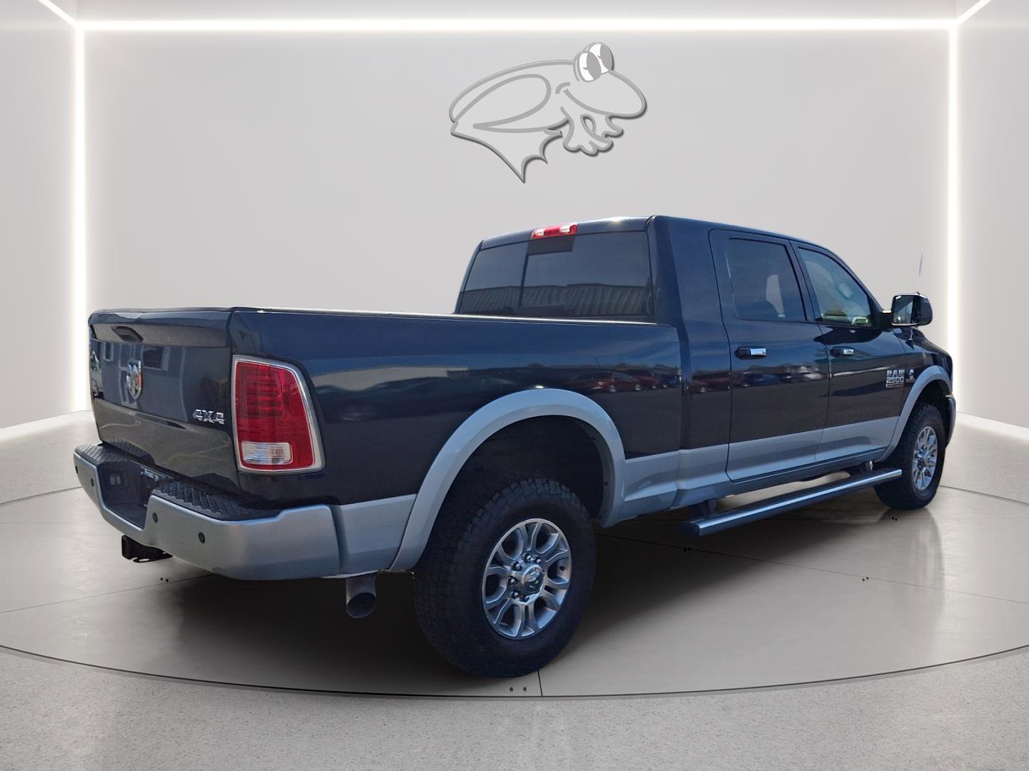 Used 2014 RAM 2500 Laramie w/ Protection Group image 5