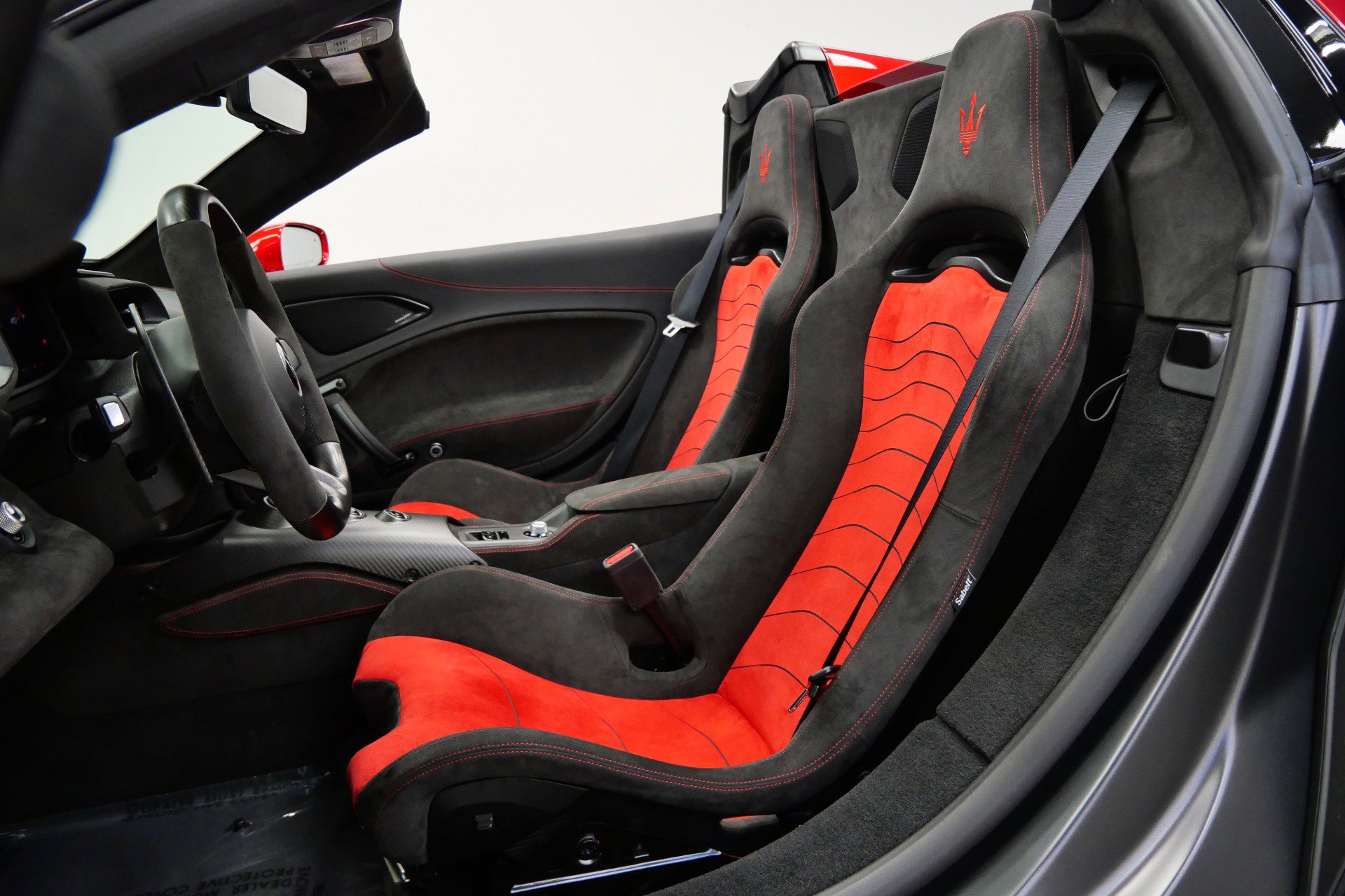 Used 2023 Maserati MC20 Spyder RWD image 22