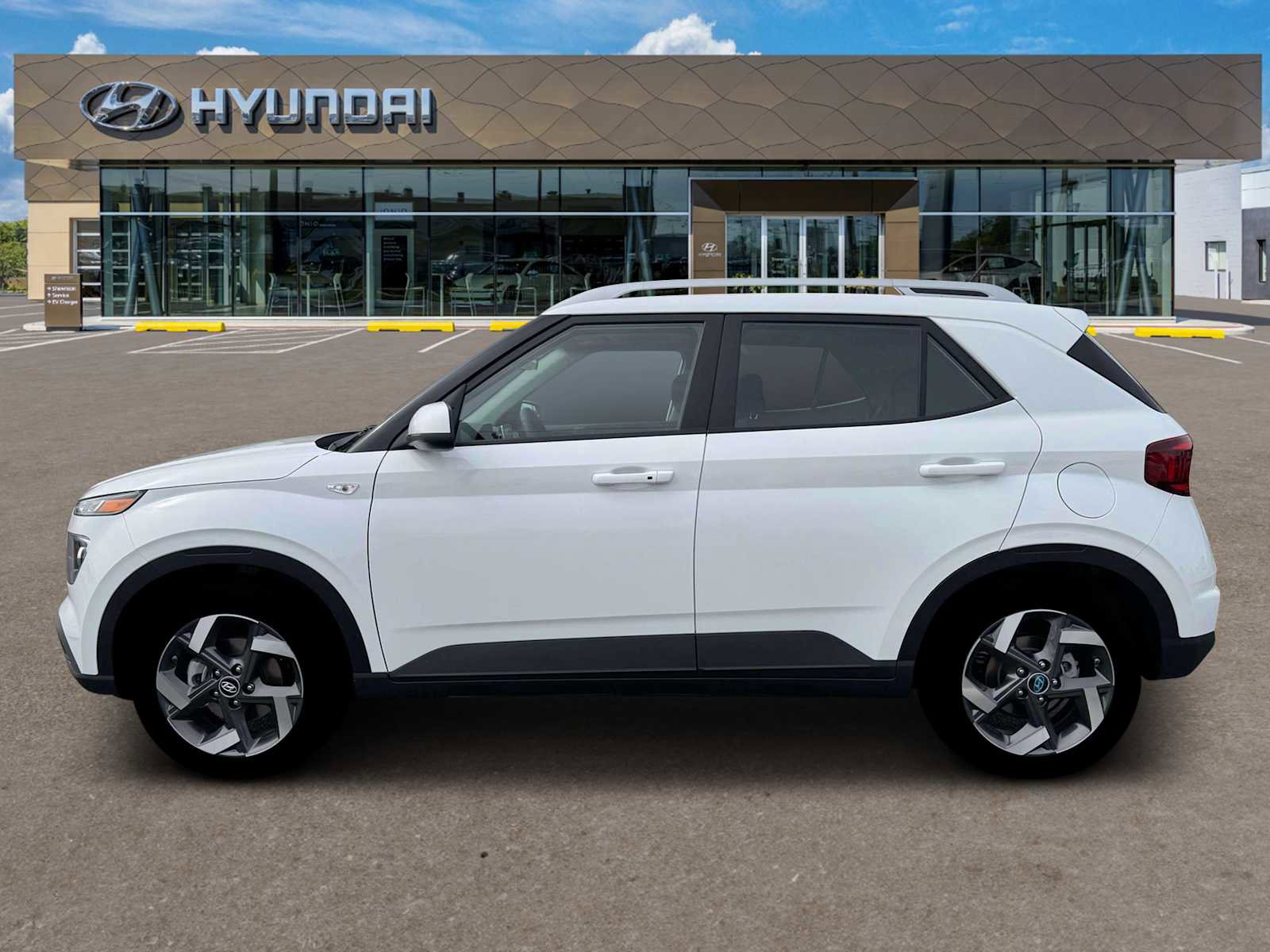 New 2026 Hyundai Venue SEL FWD image 3