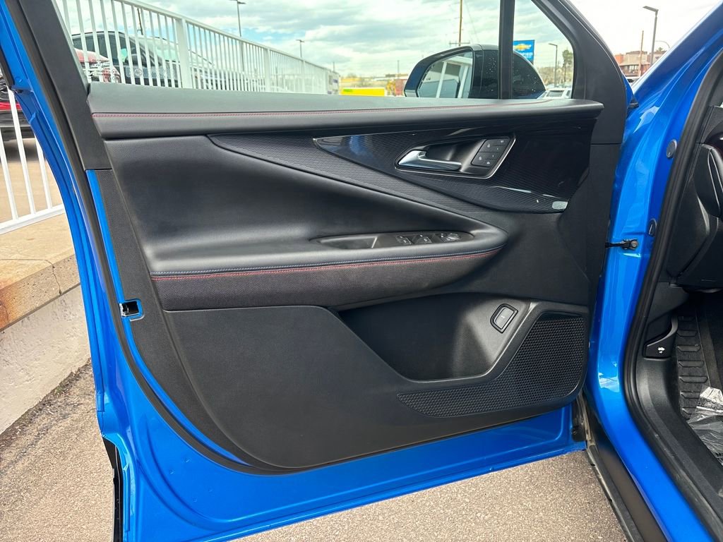 Used 2025 Chevrolet Blazer EV RS image 10