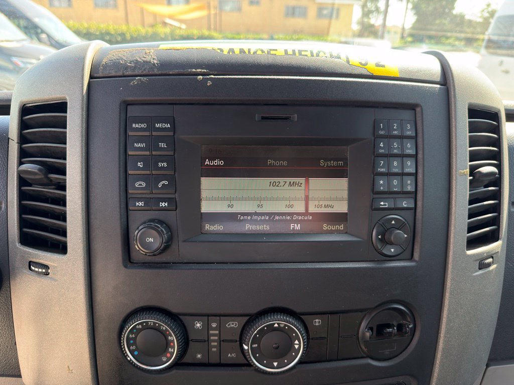 Used 2018 Mercedes-Benz Sprinter 2500 image 28