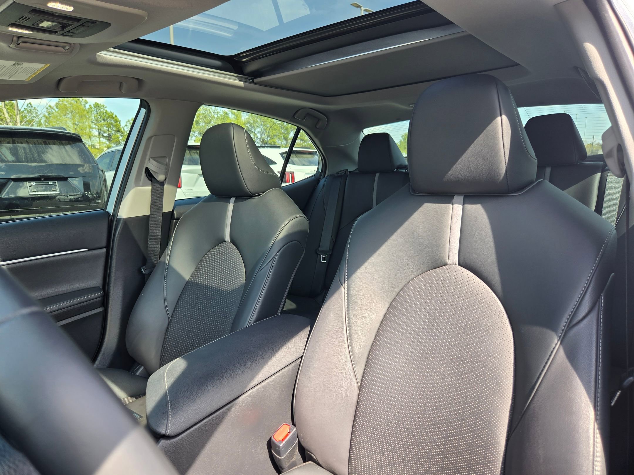 Used 2023 Toyota Camry XSE image 24