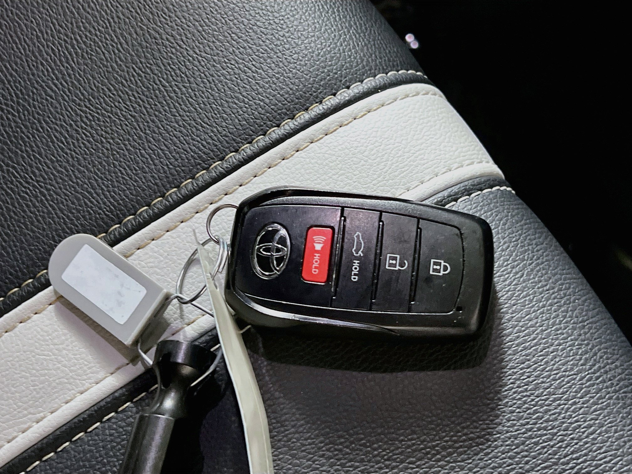 Used 2025 Toyota Camry SE w/ Multimedia Upgrade Package FWD image 36