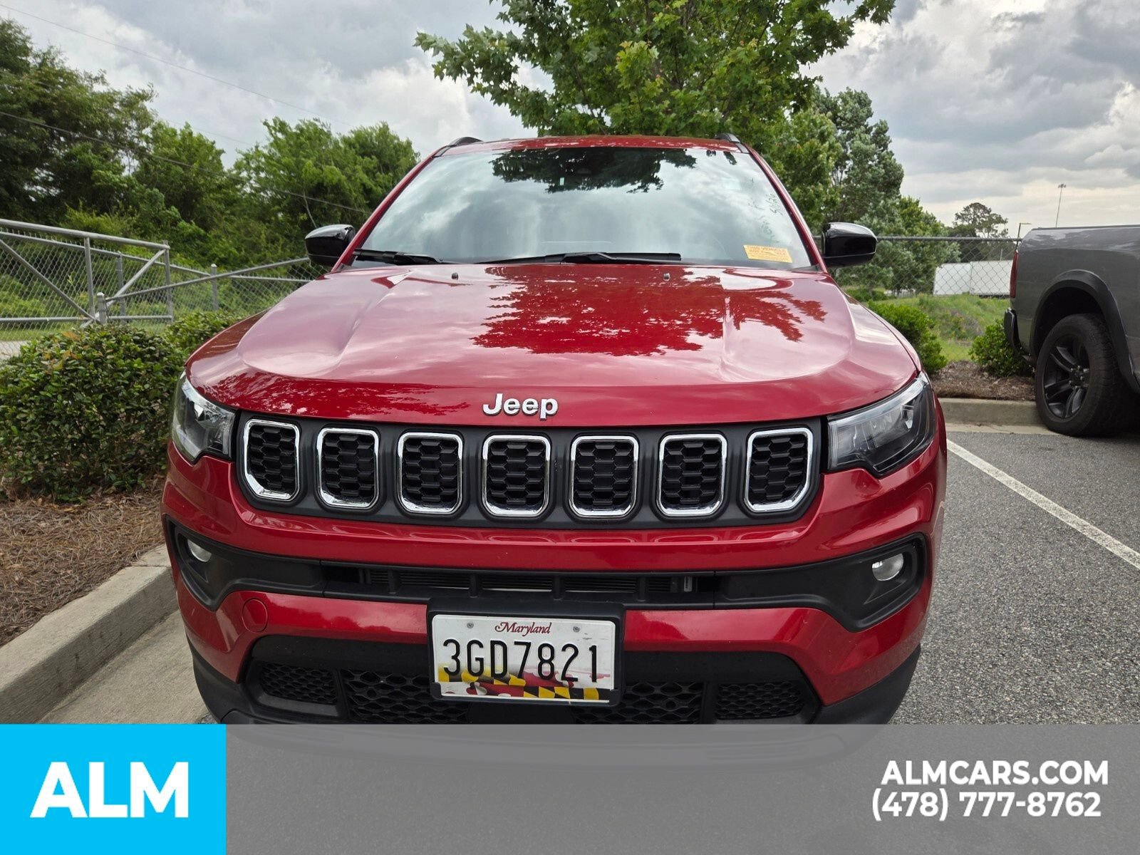Used 2025 Jeep Compass Latitude AWD/4WD image 28