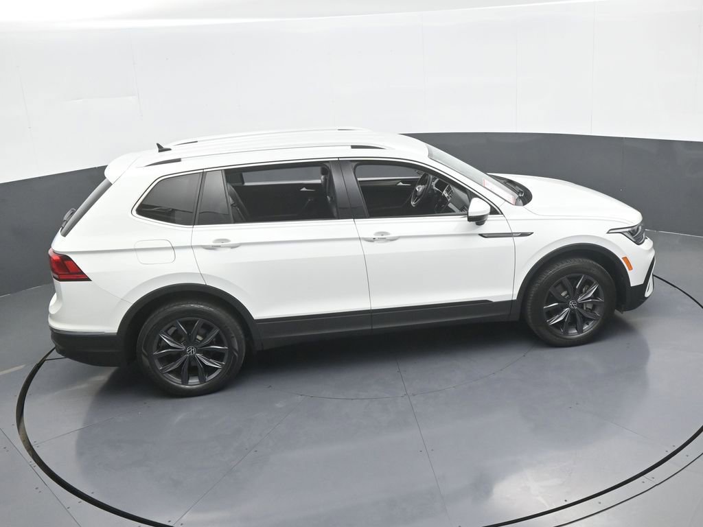 Used 2022 Volkswagen Tiguan SE image 53