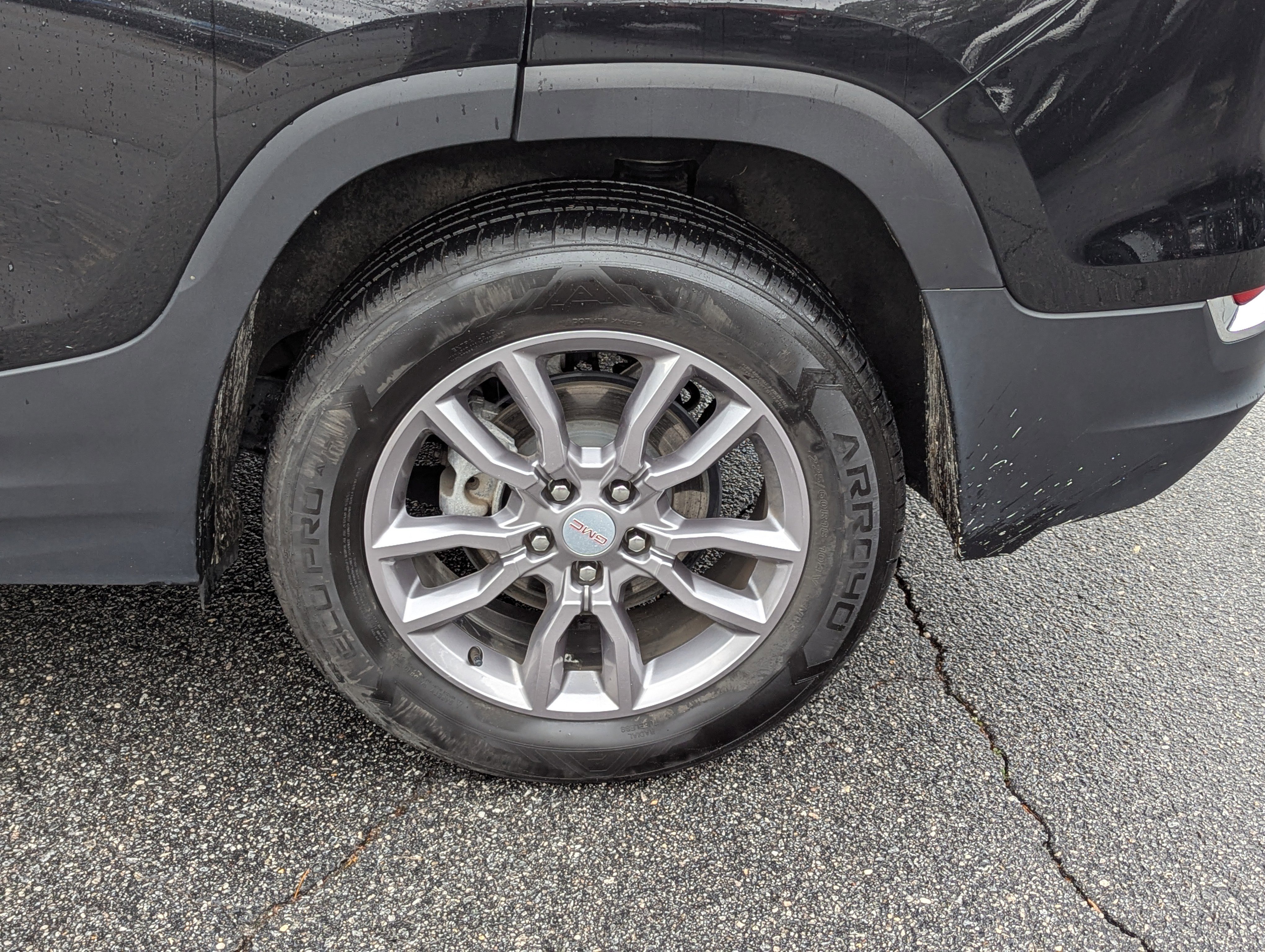 Used 2023 GMC Terrain SLT image 30