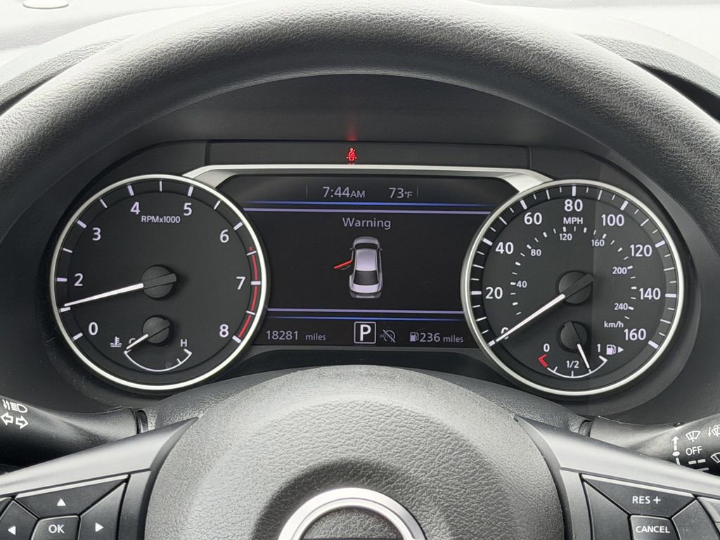 Used 2025 Nissan Sentra SV FWD image 15