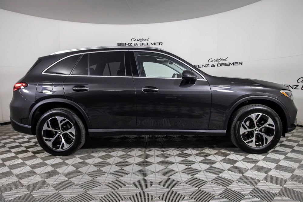 Used 2026 Mercedes-Benz GLC 350e 4MATIC image 3