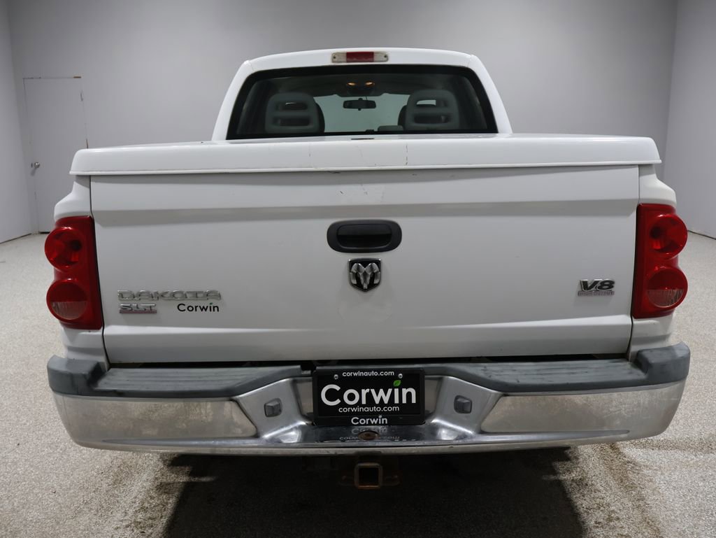 Used 2005 Dodge Dakota SLT image 3