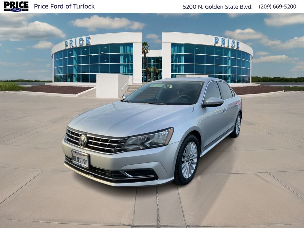 Used 2016 Volkswagen Passat 1.8T SE image 1