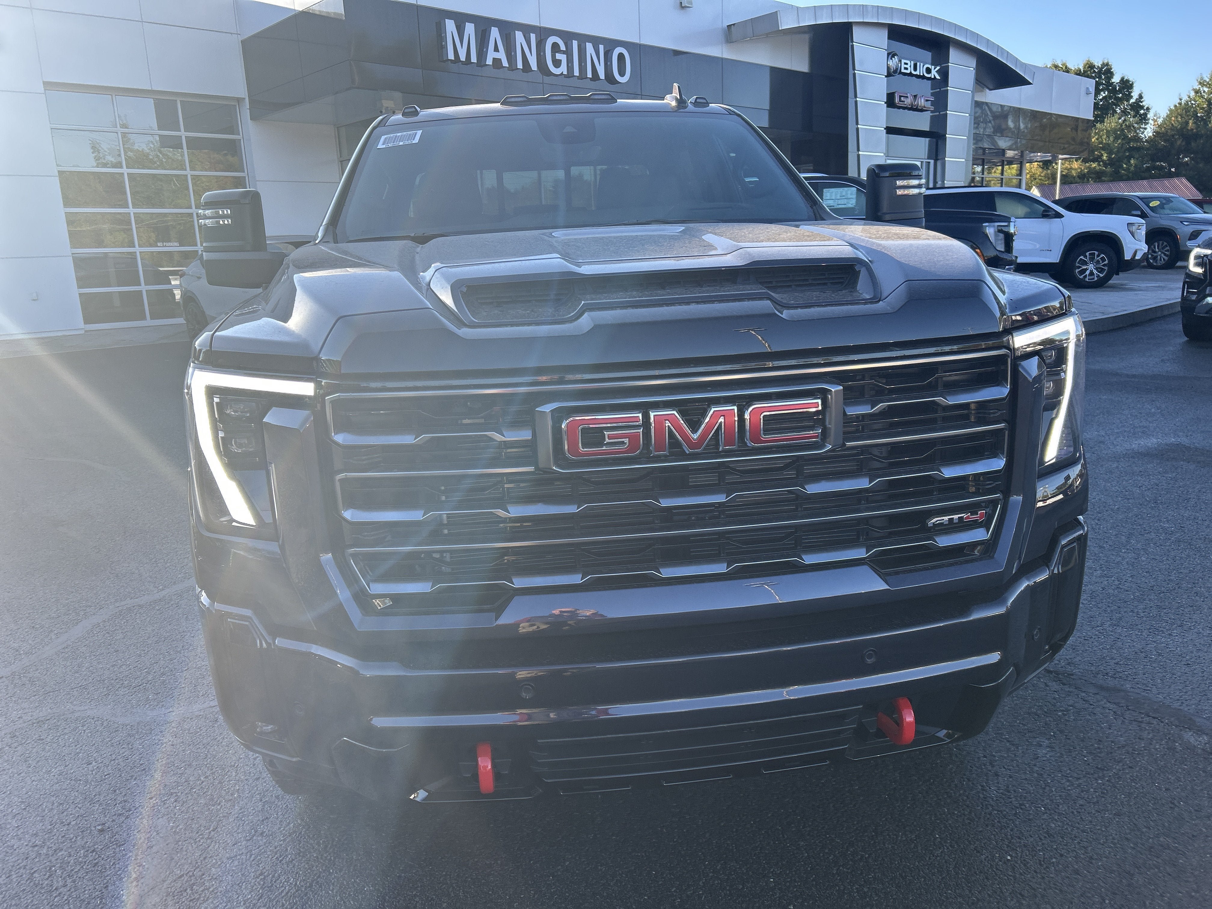 New 2026 GMC Sierra 2500 AT4 w/ AT4 Premium Plus Package AWD/4WD image 18
