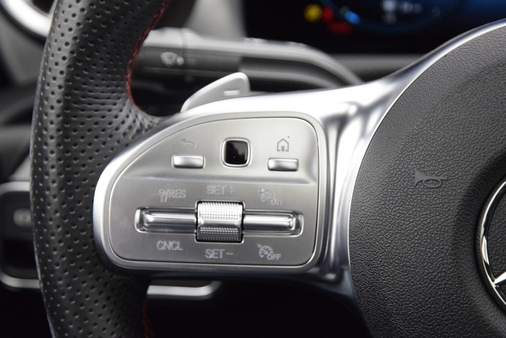 Used 2023 Mercedes-Benz CLA 250 image 24