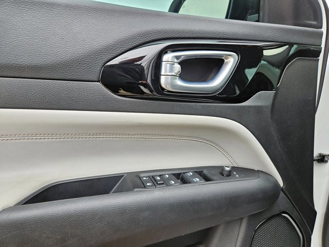 Used 2022 Jeep Compass Limited image 25