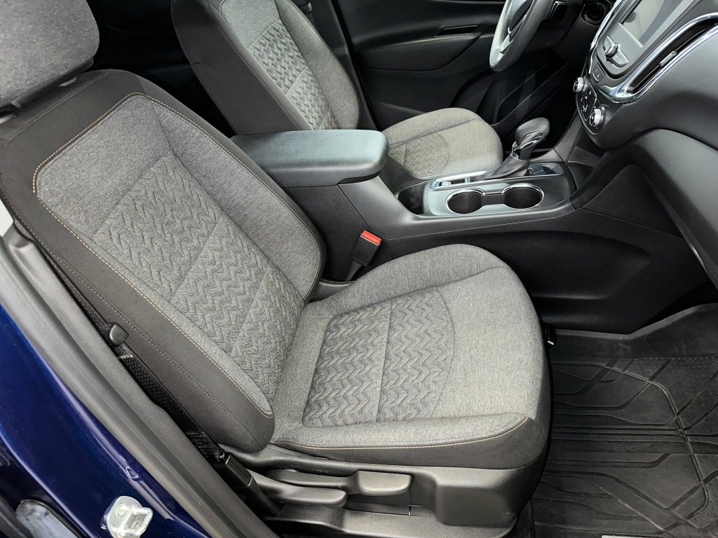 Used 2022 Chevrolet Equinox LT w/ LPO, Floor Liner Package image 30