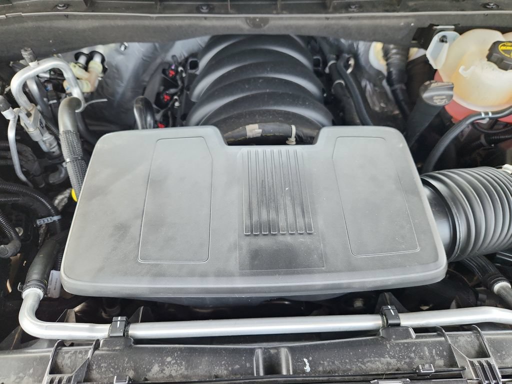 Used 2025 Chevrolet Suburban Premier AWD/4WD image 37
