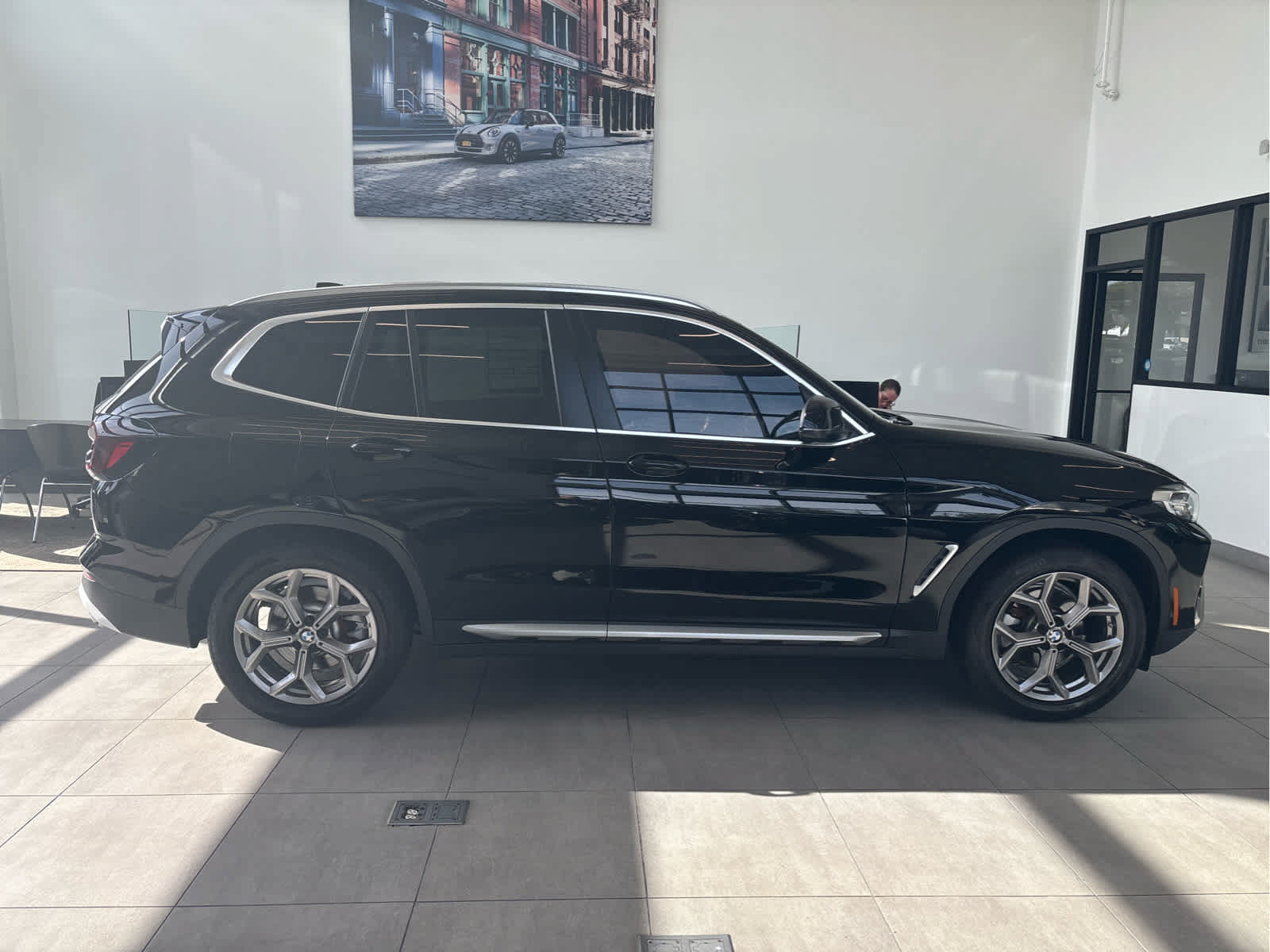 Used 2023 BMW X3 xDrive30i w/ Premium Package w/ZPA AWD/4WD image 4