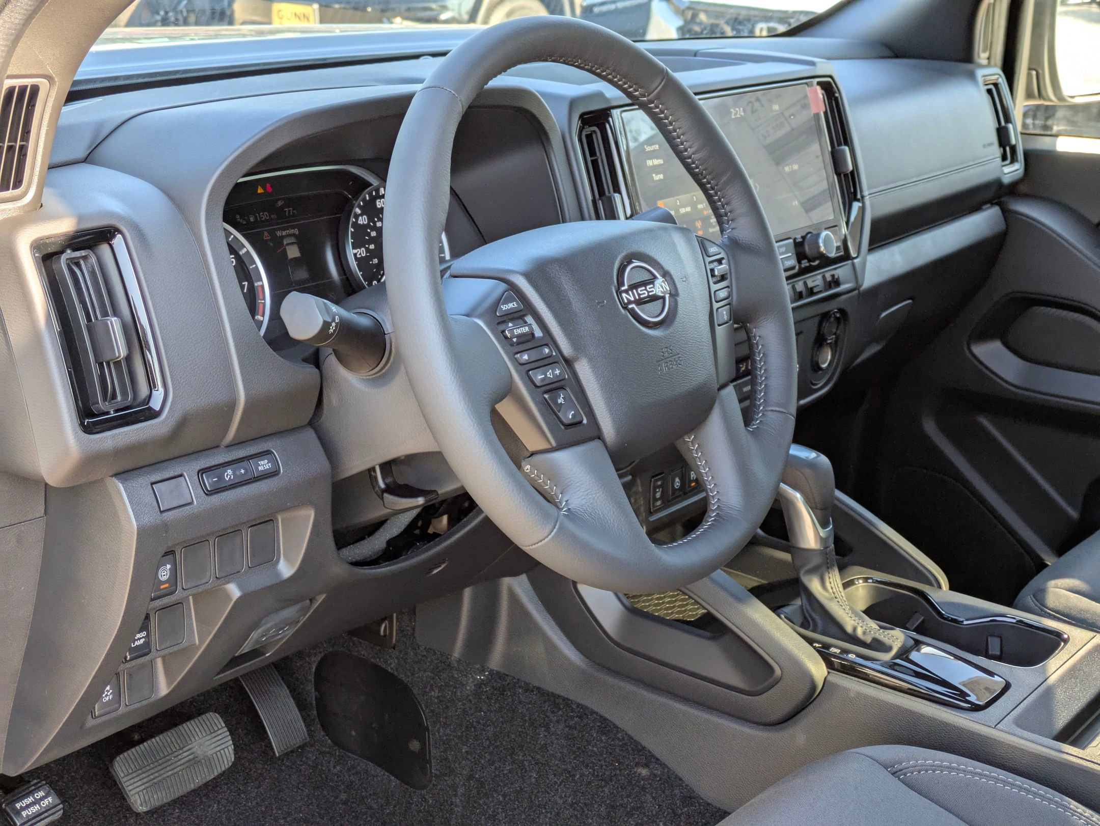 New 2026 Nissan Frontier SV image 10