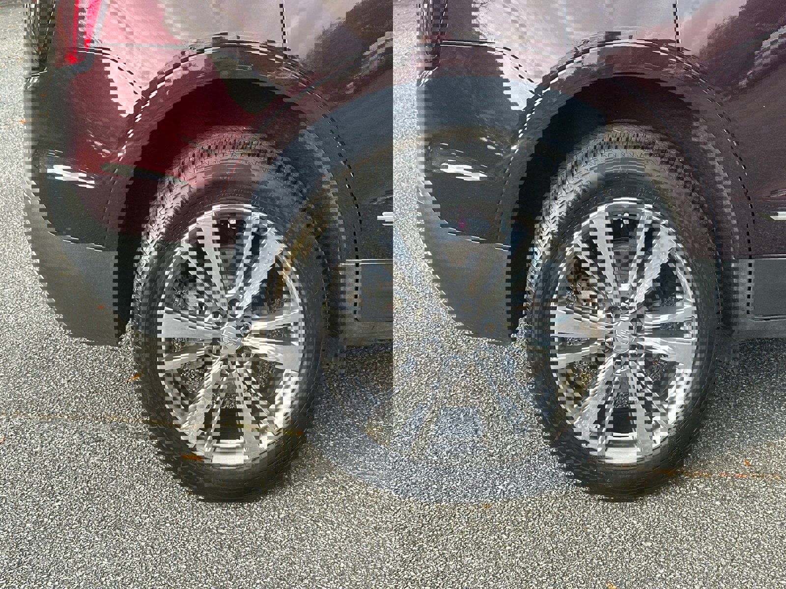 Used 2020 Cadillac XT5 Premium Luxury w/ LPO, Floor Liner Package image 17