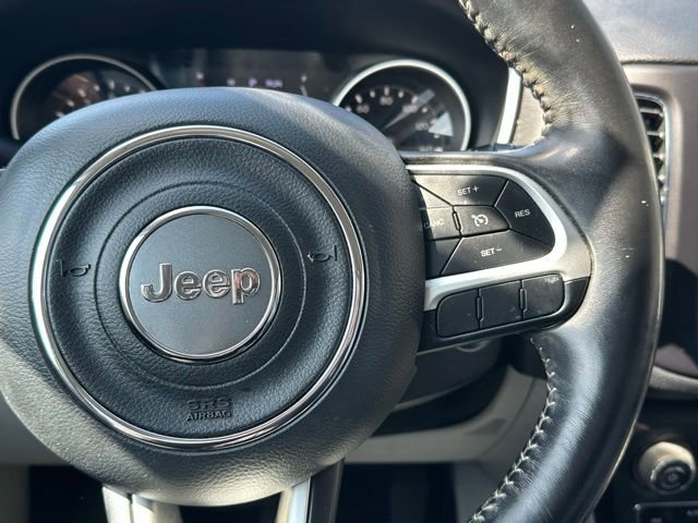 Used 2019 Jeep Compass Latitude w/ Safety & Security Group image 22