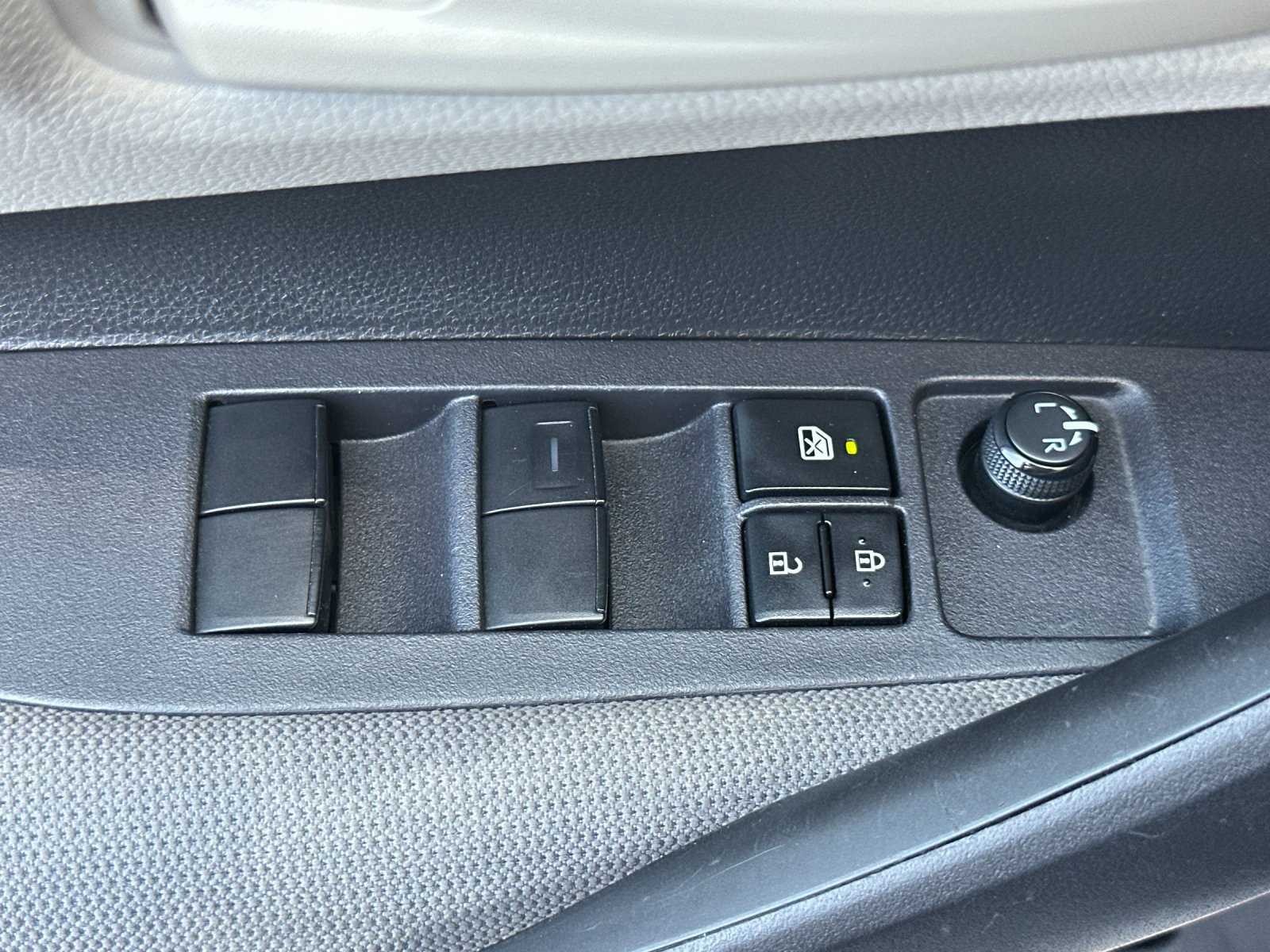 Used 2023 Toyota Corolla LE FWD image 13