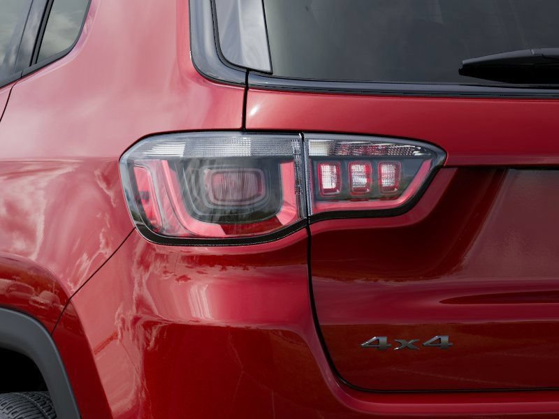 New 2026 Jeep Compass Latitude w/ Quick Order Package 29K AWD/4WD image 13