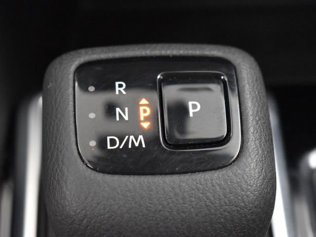 Used 2024 Nissan Pathfinder Platinum image 21