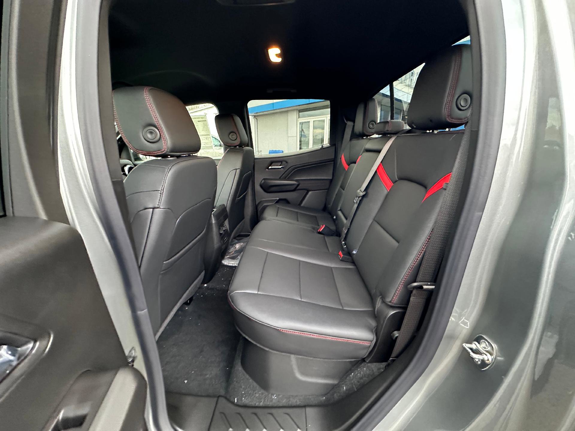 New 2026 Chevrolet Colorado Z71 w/ Z71 Convenience Package 2 image 23