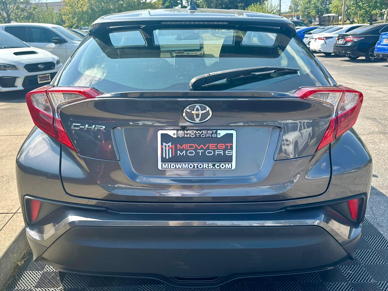 Used 2021 Toyota C-HR LE image 5