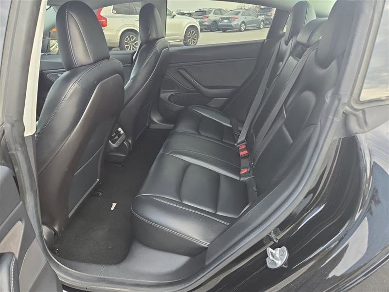 Used 2019 Tesla Model 3 Standard Range Plus image 7