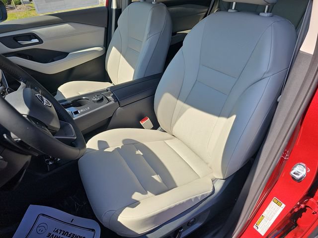 New 2026 Nissan Rogue Dark Armor AWD/4WD image 17