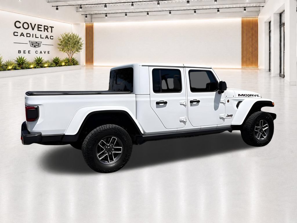 Used 2025 Jeep Gladiator Mojave w/ Convenience Group AWD/4WD image 17