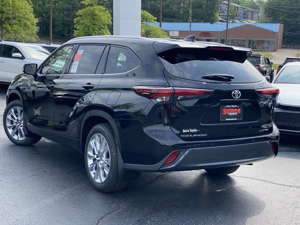 New 2026 Toyota Highlander Limited AWD/4WD image 5